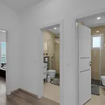 Apricus Apartman *