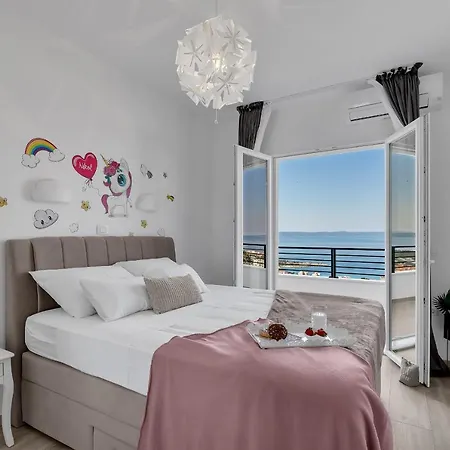 Apricus Apartamento Makarska
