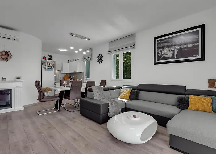 Apricus Daire Makarska