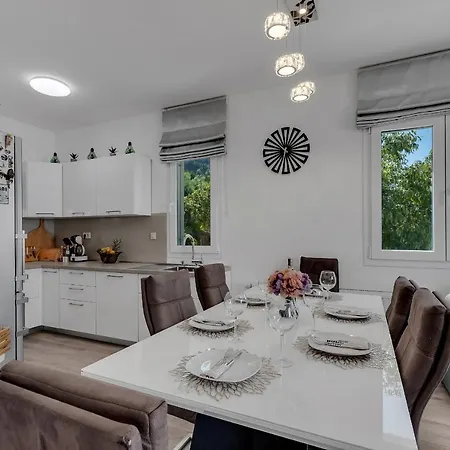 Apricus Appartement