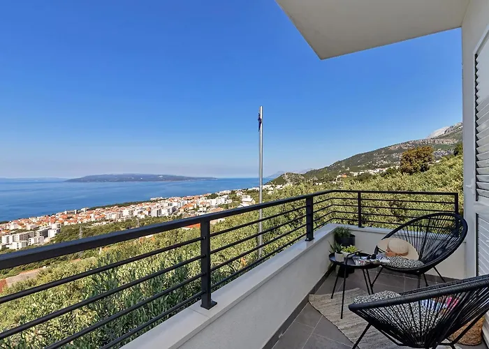 Apricus * Makarska